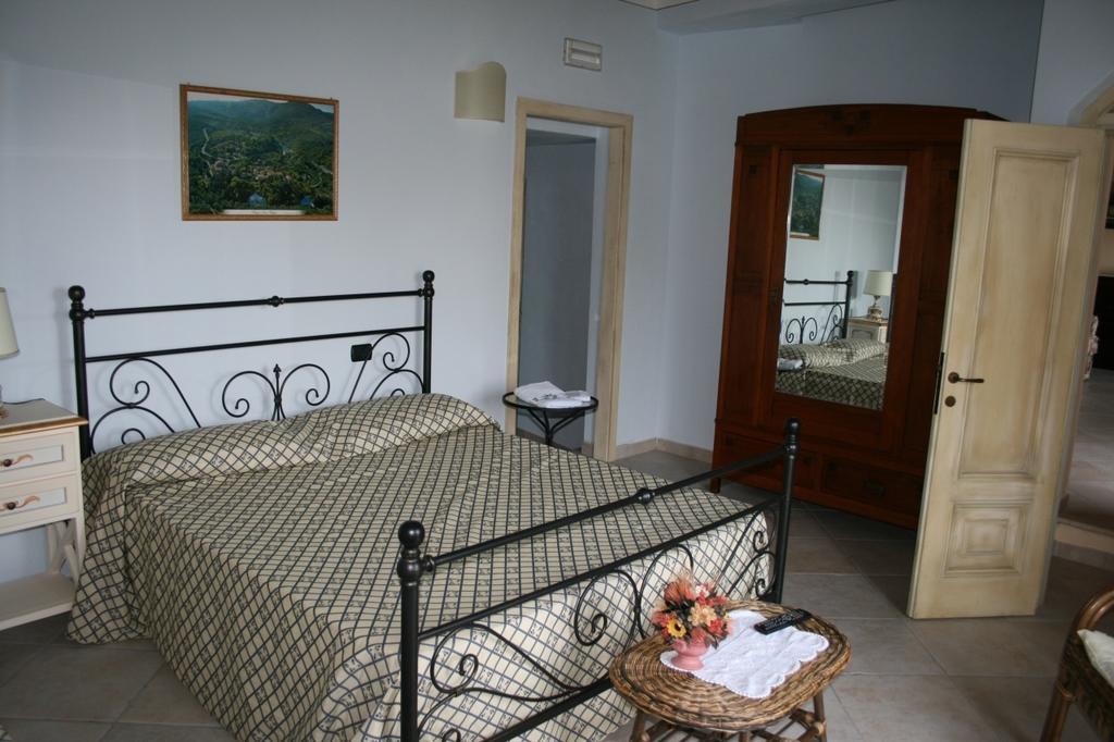 Casa Vacanze San Francesco Bagni San Filippo Cameră foto